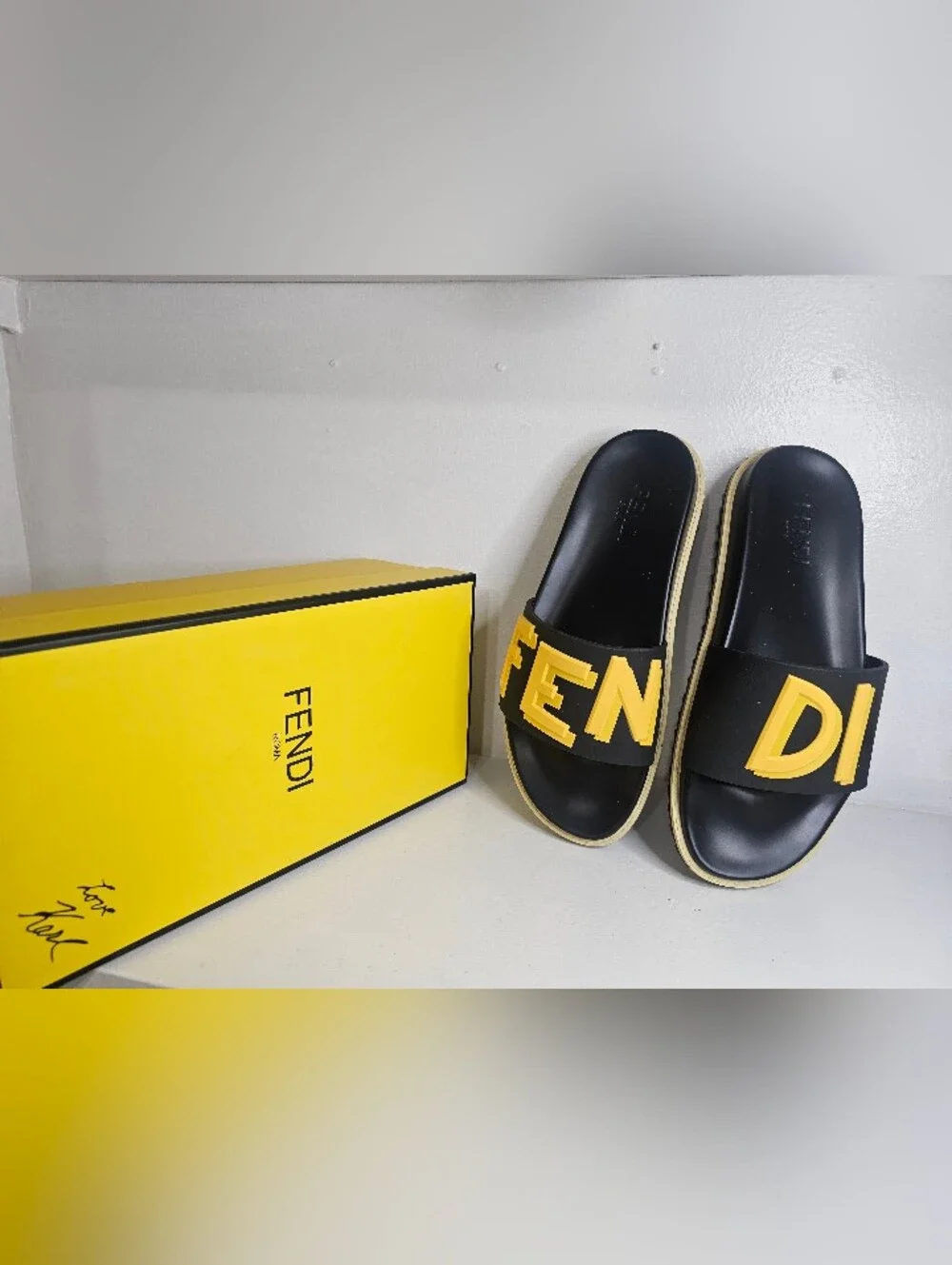 Fendi men slides